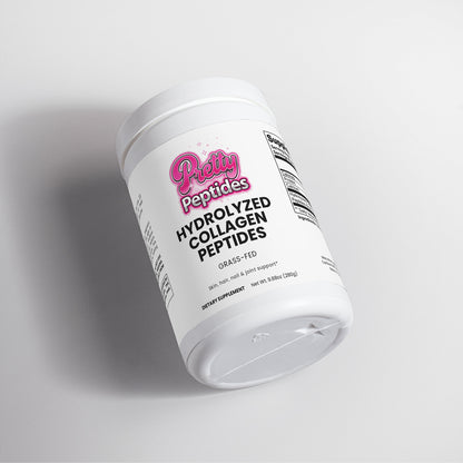 Mixing Grass-Fed Hydrolyzed Collagen Peptides into a smoothie for daily skin, hair, and joint support